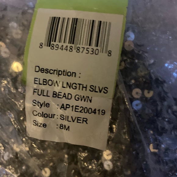 NWT Adrianna Papell Silver Beade Gown size 8M - Picture 6 of 7